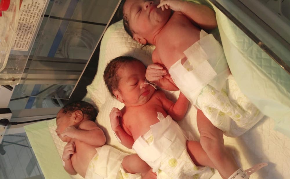 Bayi kembar tiga pasangan Abdul Hakim dan Dani Maryani saat masih di rumah sakit (sumber:istimewa/dok pribadi)